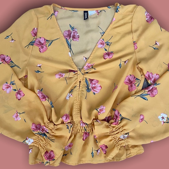 Floral Blouse - Picture 2 of 2